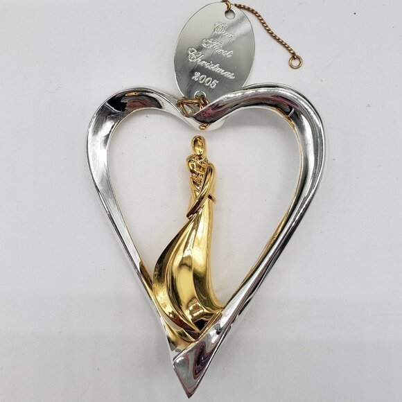2002 Hallmark Keepsake Our First Christmas Metal Heart Ornament - Picture 3 of 9